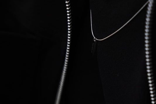 Men's Necklaces: A Look at Trends and Styles - Velvilo