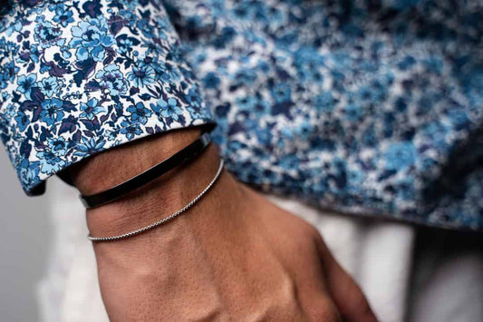 Silver bracelets for men: the latest trends