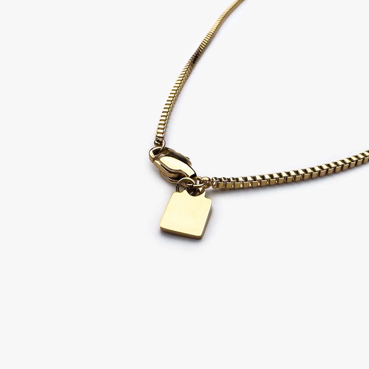 Oliver Pendant Necklace Gold - Velvilo